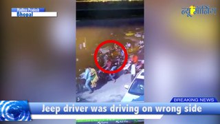Arrogant driver thrashes biker in Bhopal | Viral Video | Madhya Pradesh