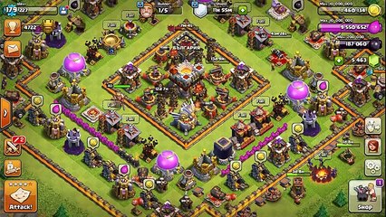 1000 СКЕЛЕТА срещу БОМБ Кулата - Як геймплей!