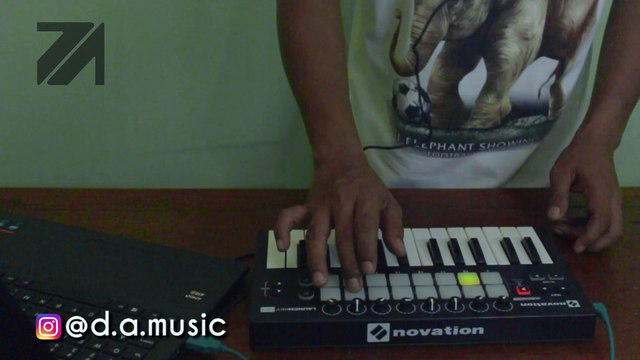 David Guetta Ft. Justin Bieber - 2U - DA Music Remix - Launchkey Mini Performance
