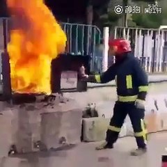 Les pompiers recommandent d’avoir un coca au réfrigérateur – Cet astuce peut sauver des vies