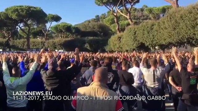 Stadio Olimpico, l'omaggio dei tifosi a Gabriele Sandri