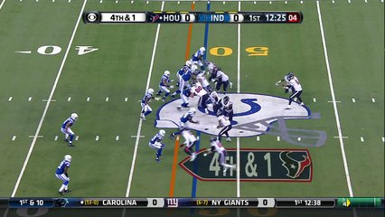 2015 - Texans Akeem Hunt rushes for 21 yards