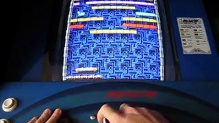 Zack Hample playing a perfect game of Tournament Arkanoid