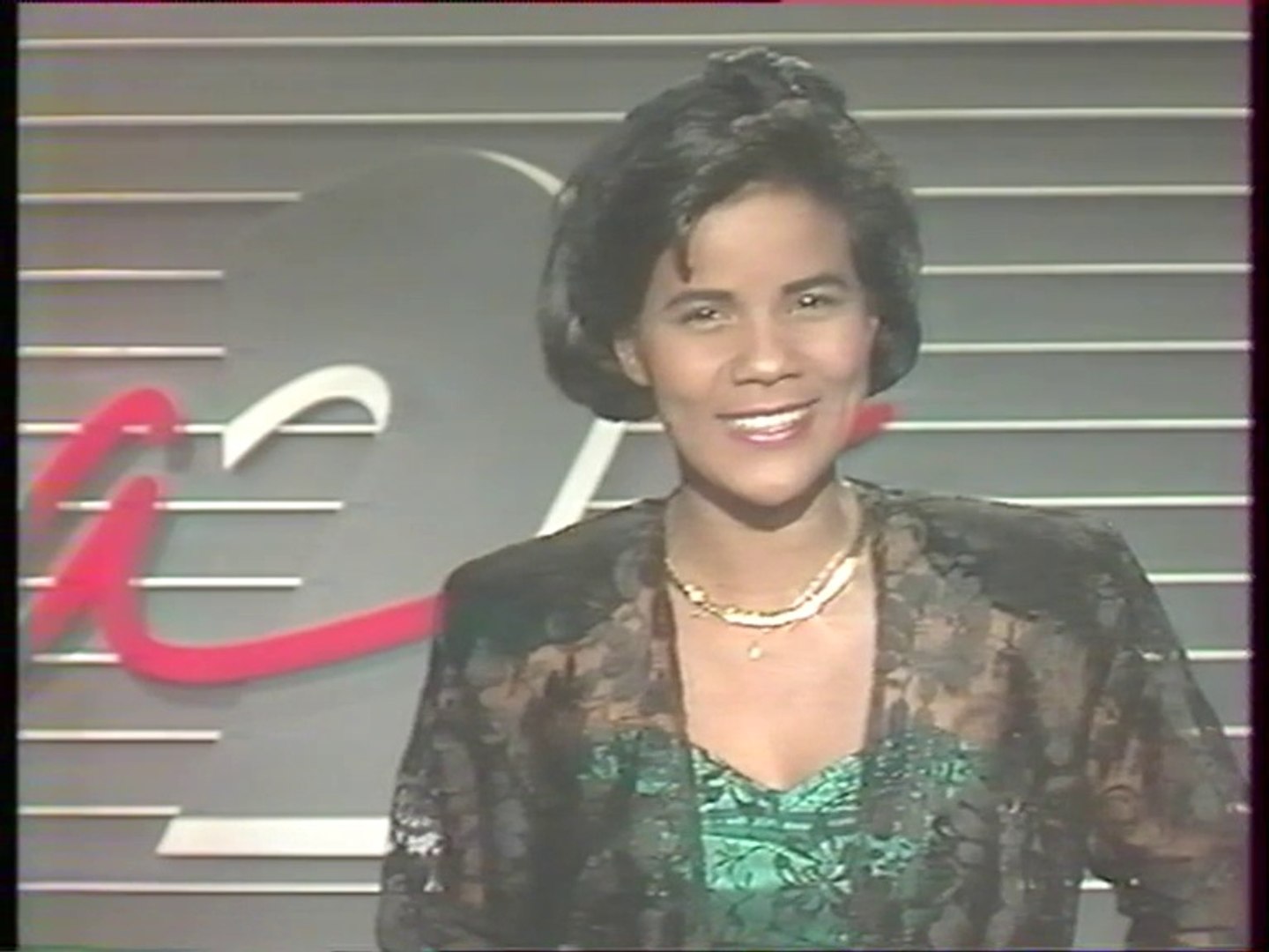 Antenne 2 - 29 Novembre 1988 - Bande annonce, speakerine (Gilette Aho) -  Vidéo Dailymotion