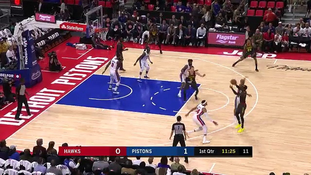 Bazemore And-1 Layup