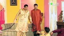 Nasir Chinyoti, Qaiser Piya and Naseem Vicky New Pakistani Stage Drama Full Comedy Clip