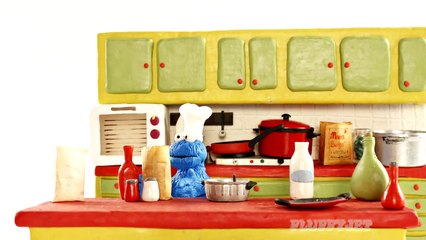 POKÉMON GO Real Life Pikachu Egg Surprise Play-Doh Stop Motion