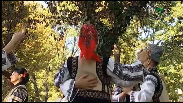 Silvia Ene - Astazi este ziua mea (Popasuri folclorice - TVR 3 - 11.11.2017)