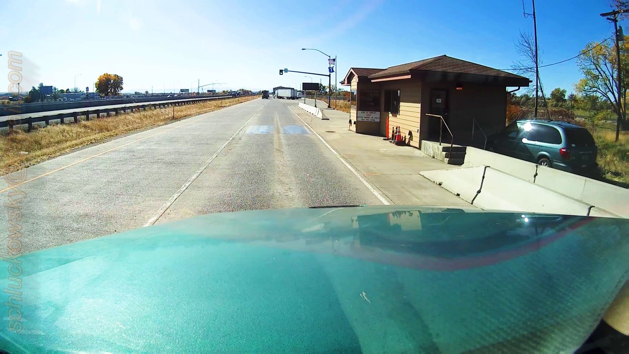 Montana Weight Watchers in Action///DOT Scale///Weigh Station///I-90 West near Billings