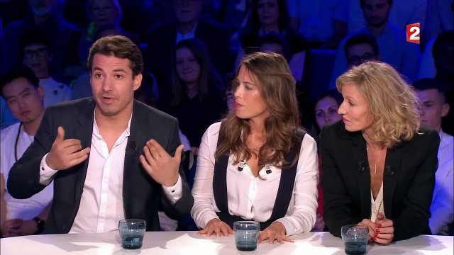 Jérémy Ferrari se clash avec Christine Angot dans « ONPC »