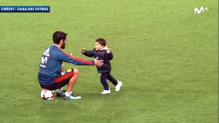 Le craquant entraînement du fils d'Isco avec l'Espagne