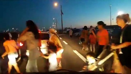الأجواء خارج الميناء التجاري بجرجيس الآن