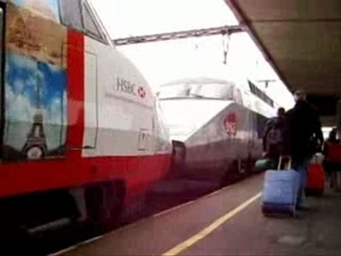 TGV LA ROCHELLE PARIS En Gare de ST PIERRE DES CORPS