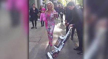 We Can't Believe There's A Man Vacuuming The Pavement In Front Of Ice-T's Wife