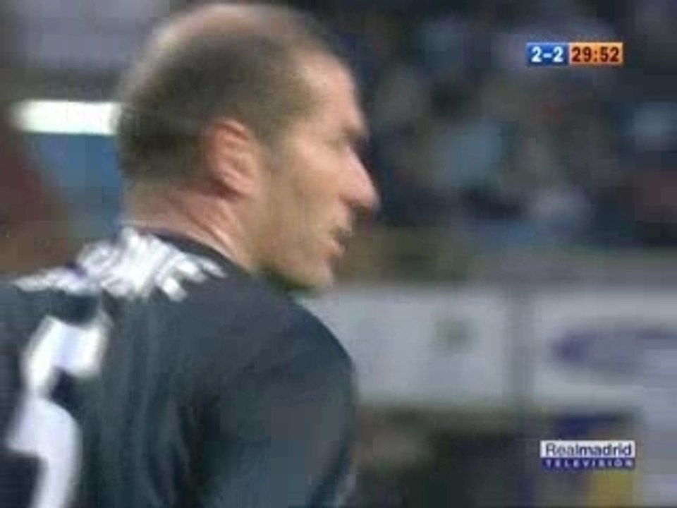 Zidane+Ronaldo=Action Splendide