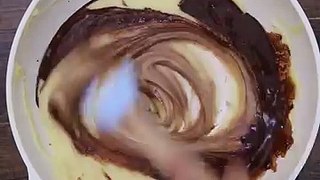 Hướng dẫn cách làm bánh trung thu tiramisu cực lạ - Tiramisu Mooncake