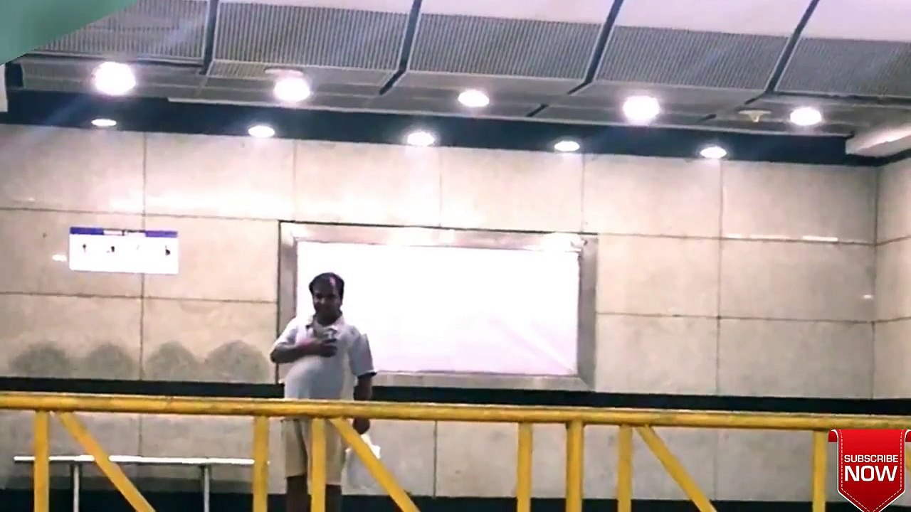 Gay in matro station sadda adda star cast DELHI