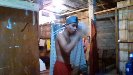 CUANDO TU PAPA TE DEJA SOLO EN CASA NIVEL DIOS