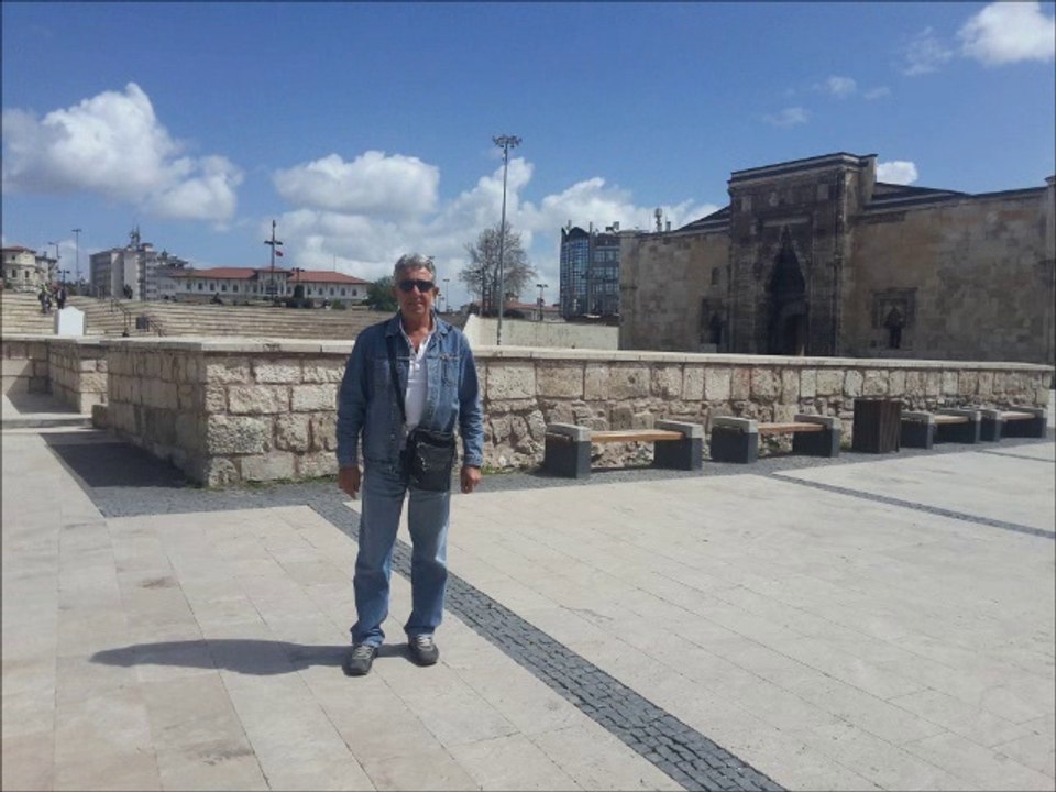 LEVENT YÜKSEL-DEDIKODU