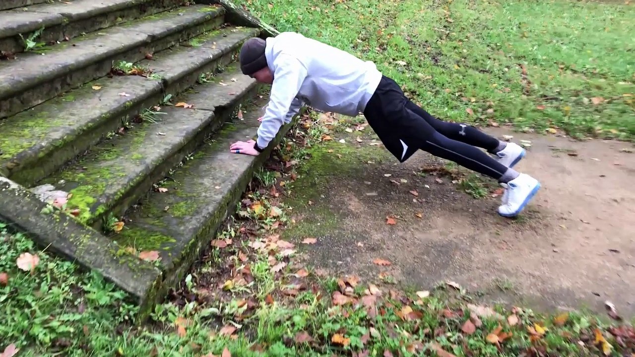 THE LEGEND Richard Justice Schumann preparing to destroy 6'3 TRASHTALKER