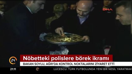 Sınırda Mehmetçik'i ziyaret etti