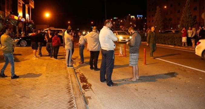 Kuzey Irak'taki Deprem Sonrası, Doğu İllerinde Vatandaşlar Sokağa Döküldü