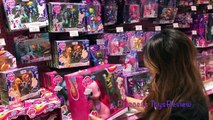 Toy Hunt GIANT TOY STORE Toysrus Kids Disney Avenger Marvel Paw Patrol Shopkins Princess Toysreview