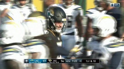 Blake Bortles takes off on his own for 14-yard run