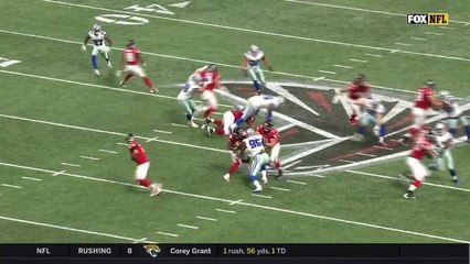 David Irving powers through to tackle Tevin Coleman in backfield