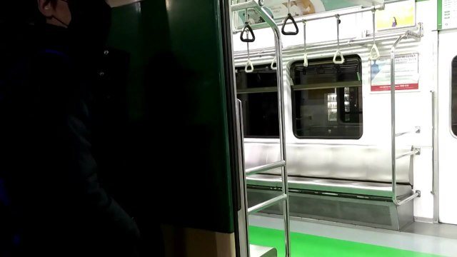 [속보] 서울 지하철 2호선 내선순환 한때 중단...운행 차질 / YTN