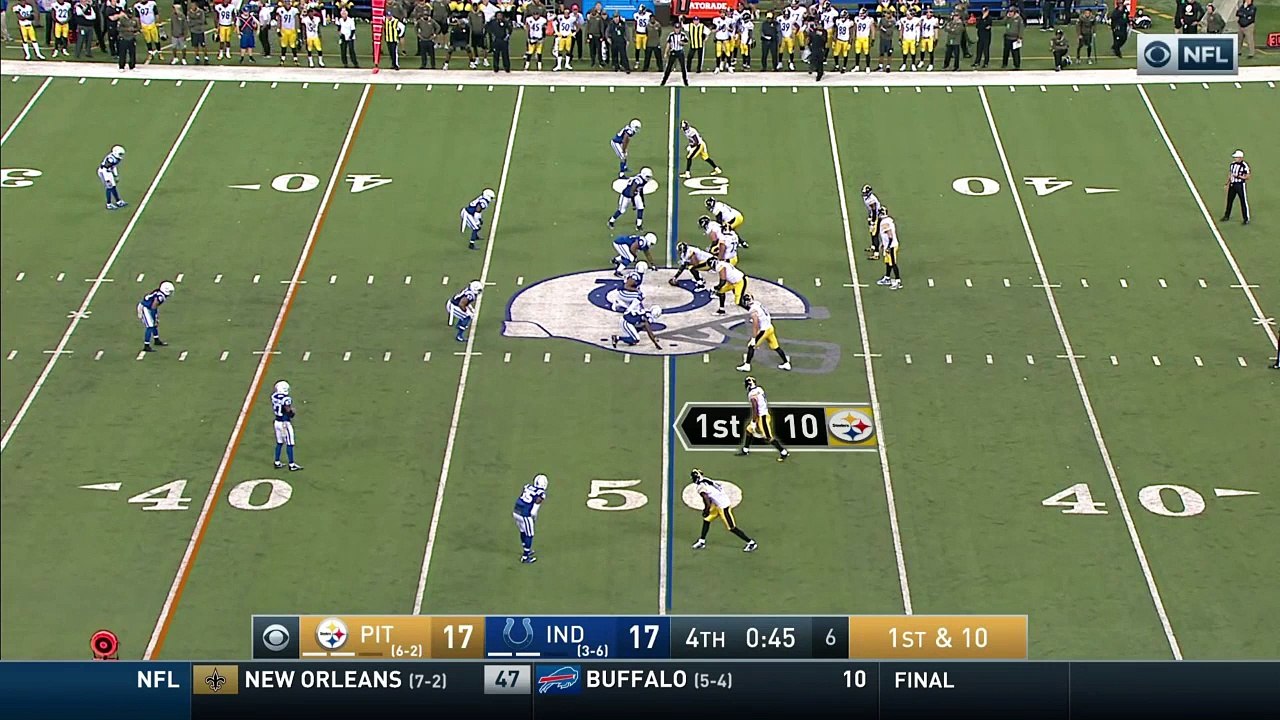 Pittsburgh Steelers quarterback Ben Roethlisberger escapes sack, hits wide receiver Antonio Brown for 32-yard catch-and-run