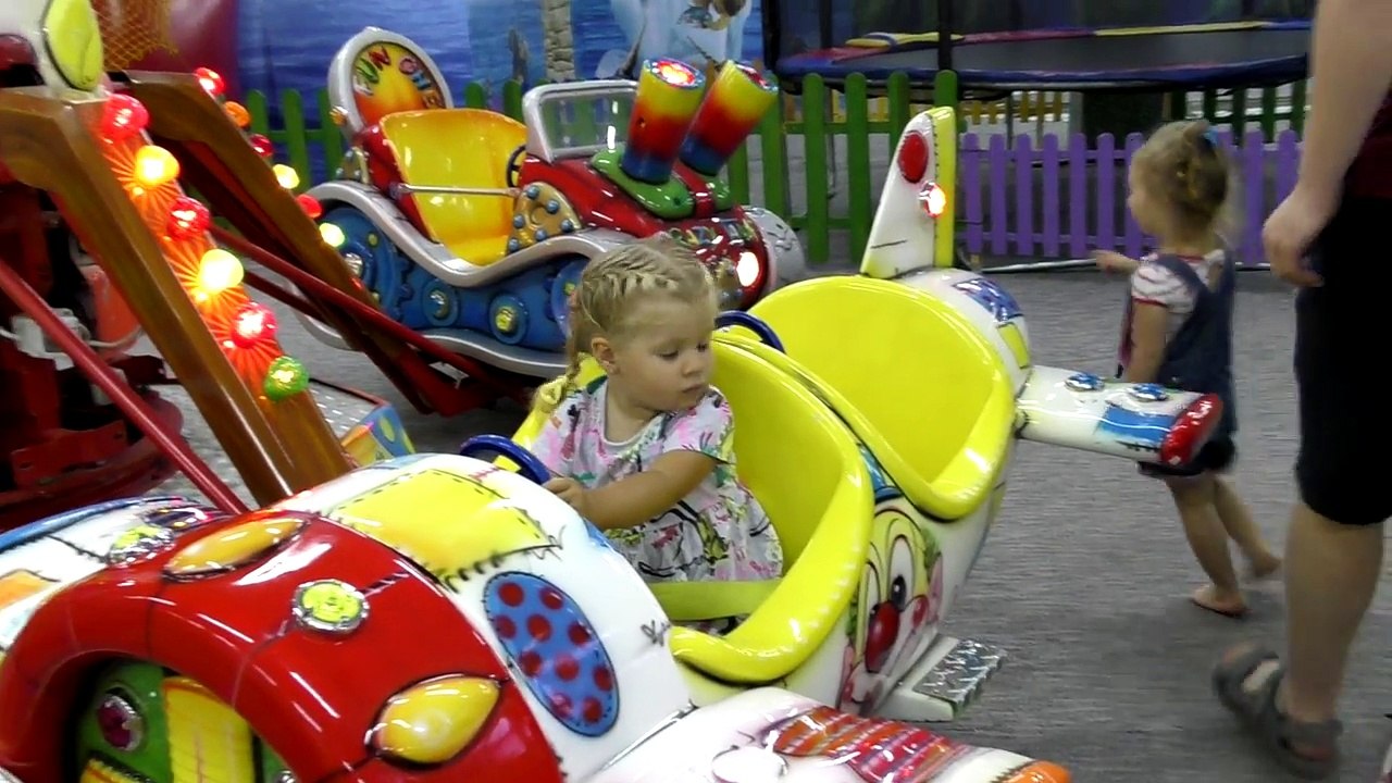 ✿ VLOG Диана в СТРАНЕ ЧУДЕС! Парк Развлечений Игровая Детская Площадка Amusement Park Kids Playroom