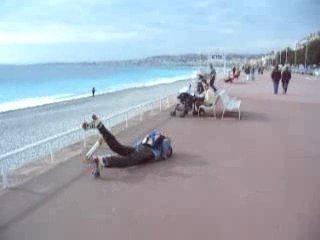 Gamelle sur 10 roues