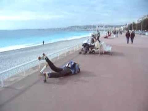 Gamelle sur 10 roues