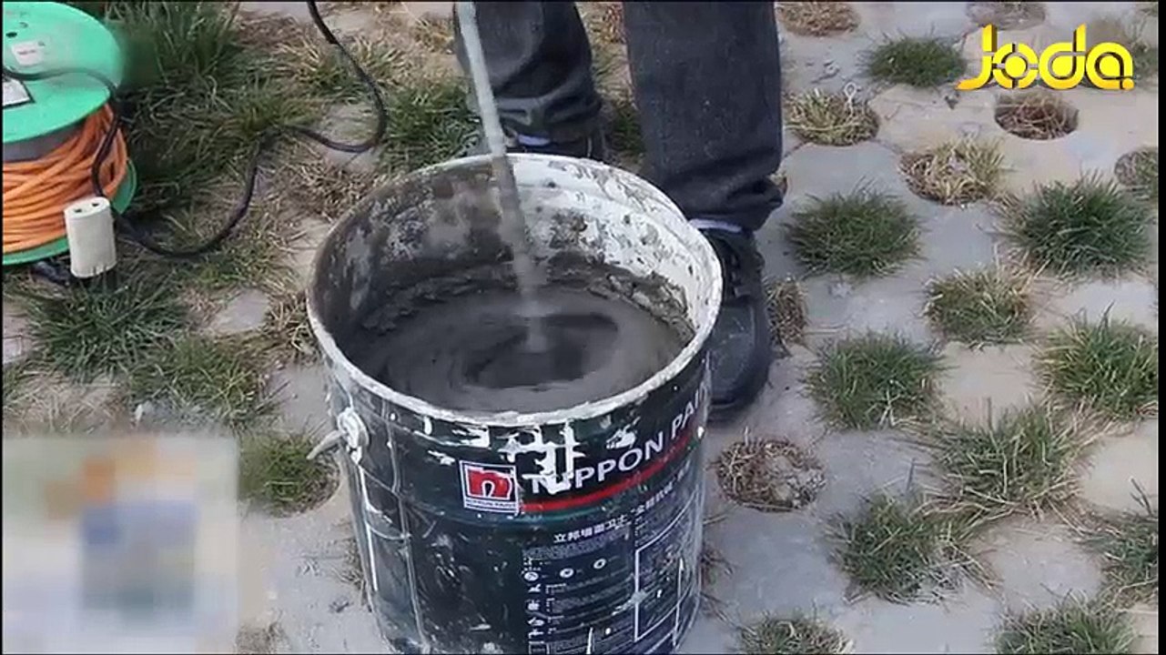 Thermal insulation construction of aerogel vacu...