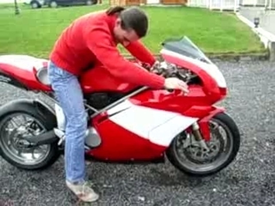 999 - La réception