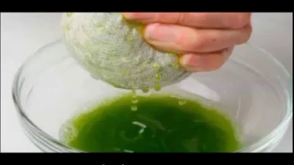 Frota esta agua en cualquier mancha de tu cuerpo y mira como desaparece!