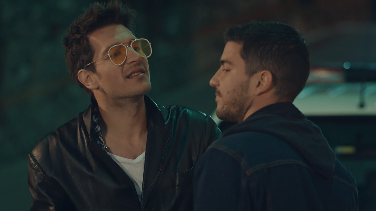 Klavye Delikanlıları 6. Bölüm Köstebek misin?