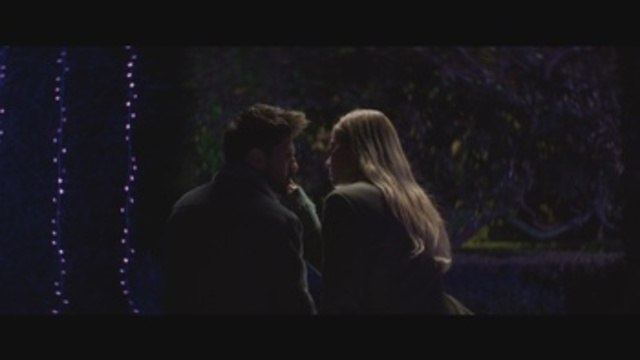 Amenábar firma una historia de amor marciano para anunciar Lotería de Navidad