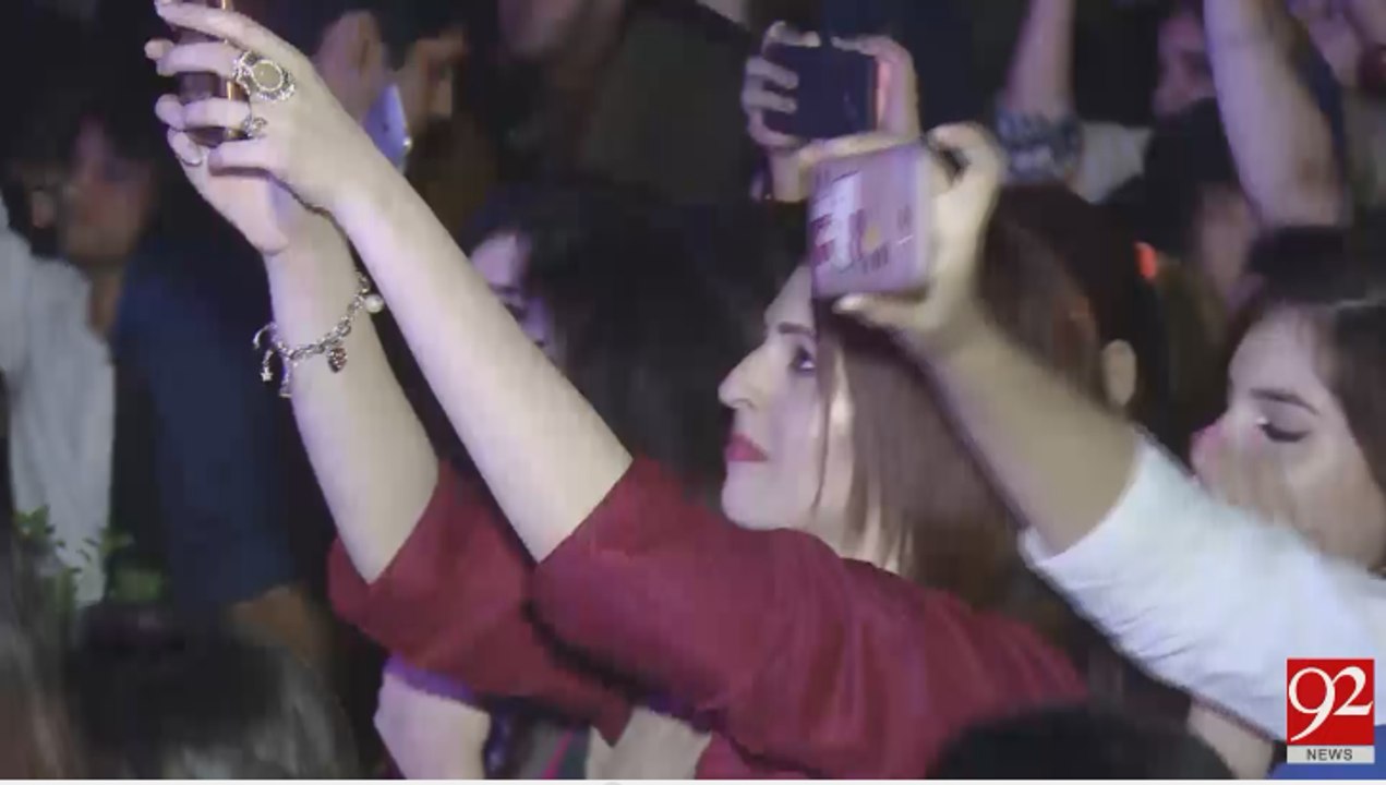 Akcent Live Performances in Peshawar 12 November 2017