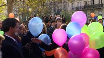 França homenageia vítimas de novembro de 2015