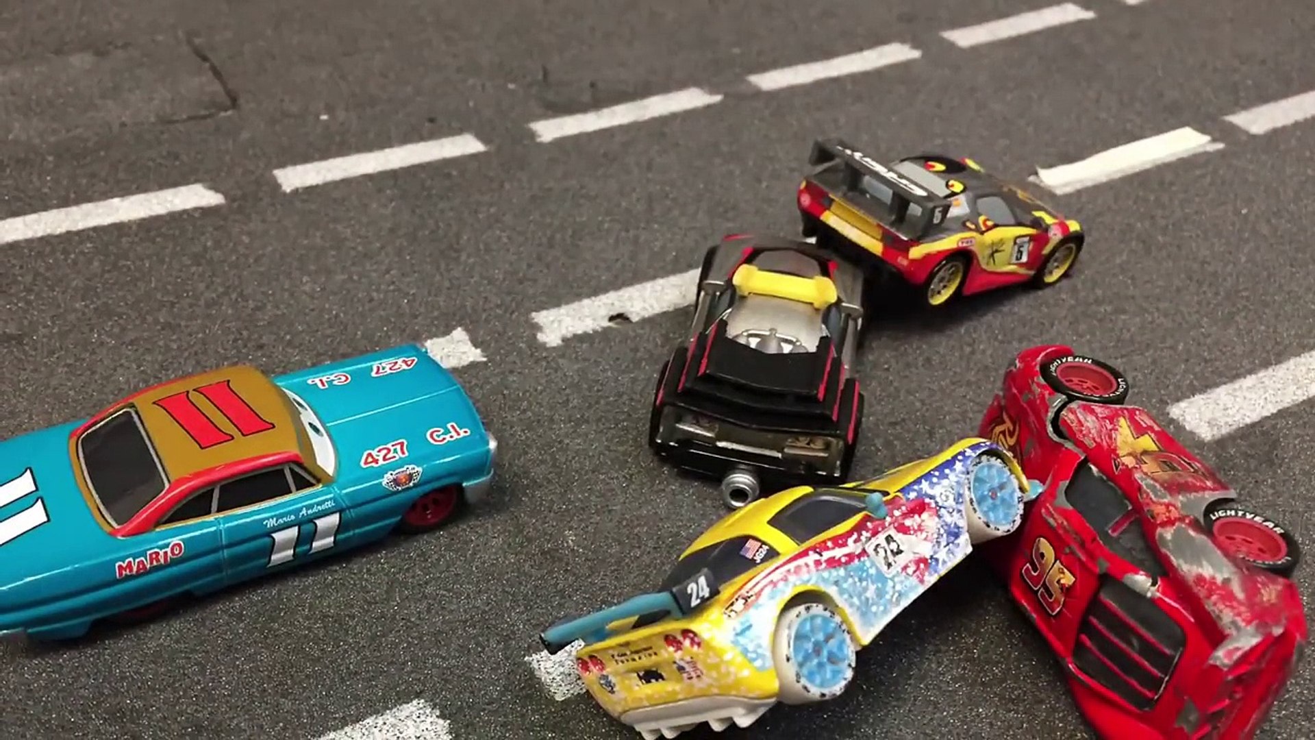 crash lightning mcqueen toy