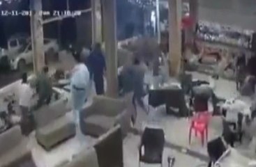 Terremoto de 7.2 sacudió a Irán y deja a más de 340 muertos