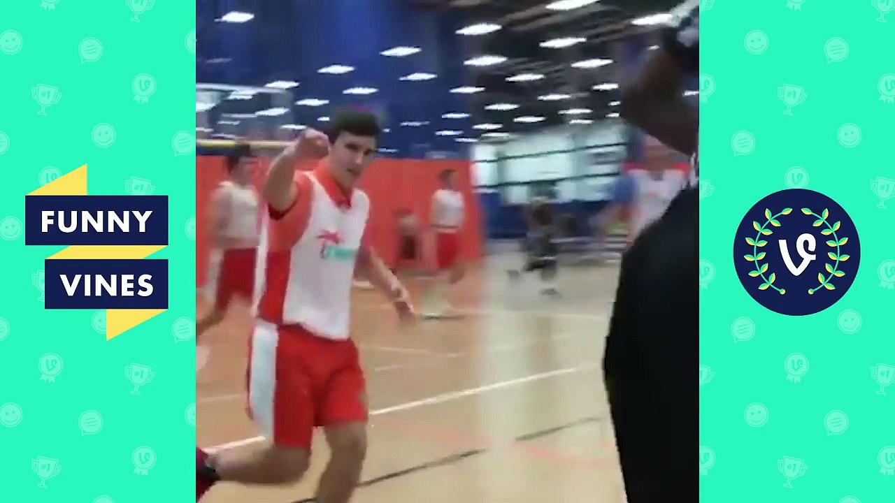 Funny SPORTS FAILS Compilation 2017 - Funny Vines Videos | Funny Sport | Funny Football | Funny Tennis