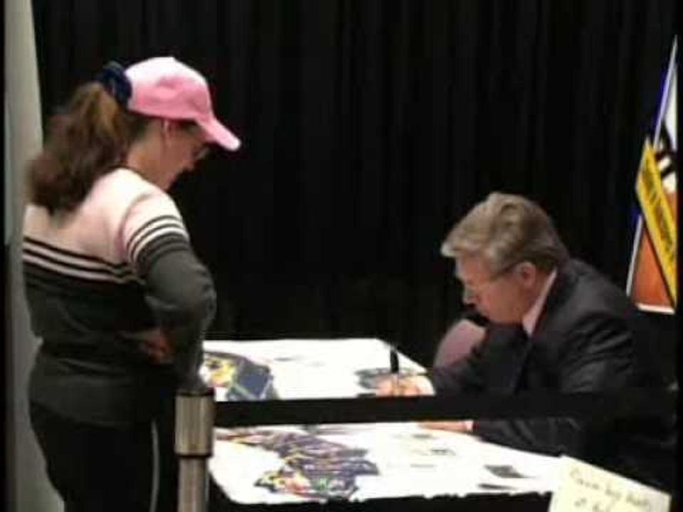 Mike Sexton inducted into 2009 Poker Hall of Fame