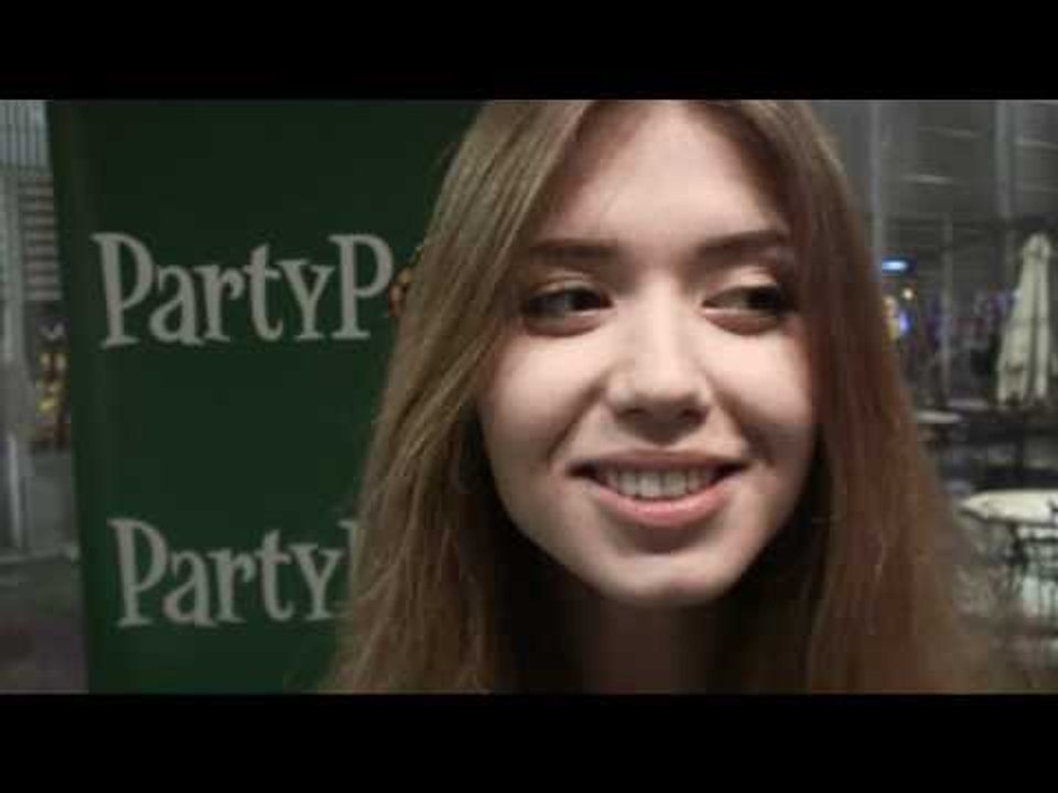 Darya Hulyk brings beauty at WPT Venice