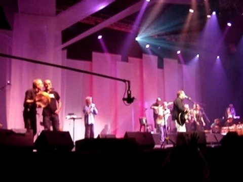 Idir en concert au zénith Awa Hawa