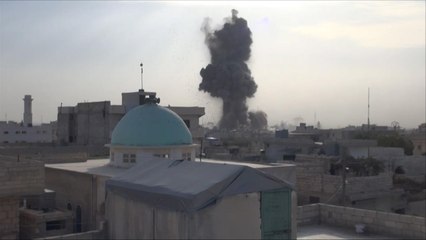 ارتفاع قتلى الغارة الروسية بمدينة الأتارب بريف حلب