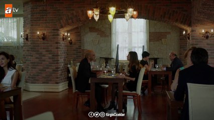 Defne ve Ejder’in romantik yemeği! - Kırgın Çiçekler 97.Bölüm