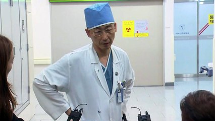 귀순 北 병사 5시간 수술..."5~6곳 총상" / YTN